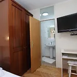 Room Roma